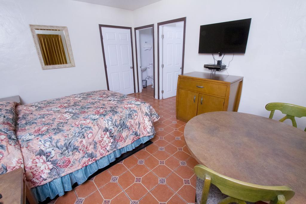 Mission Bell Motel Вентура Экстерьер фото