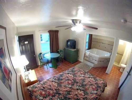 Mission Bell Motel Вентура Экстерьер фото